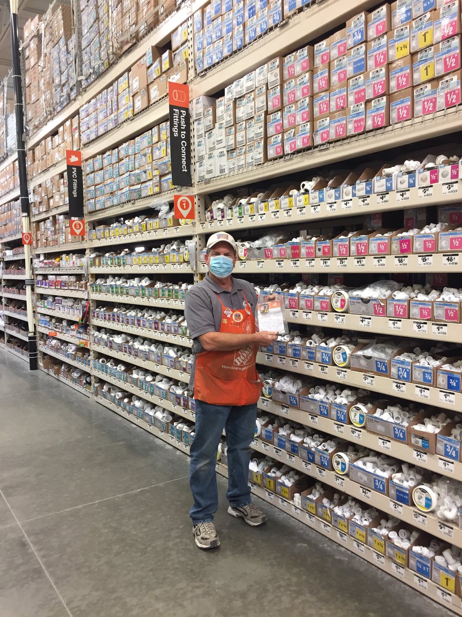 I want to take a moment to thank! Mr. Jeff Draper D.26 So proud of his hard work and creating a great experience for our customers. #team1083
⁦<a href="/NoemiCeja/">Naaomy Ruiz</a>
 ⁦<a href="/VelaSulema/">Sulema Vela</a>⁩ @hd_1083@asm1083