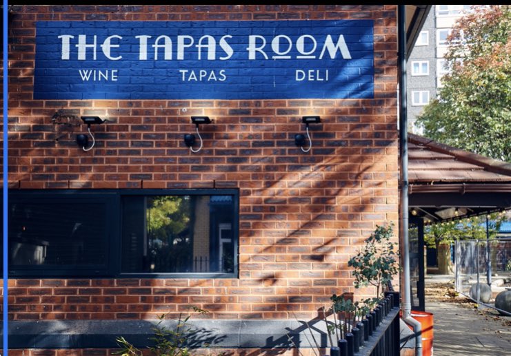 thetapasroom's tweet photo. We are open tomorrow in #Battersea! For #TapasToGo , wine, vermouth, cava, sherry, cheeses, charcuterie & amazing Spanish store cupboard items!
Come and fill your boots! Or at least a branded tote bag!
#SaturdayMotivation https://t.co/PupLPkMFdn
