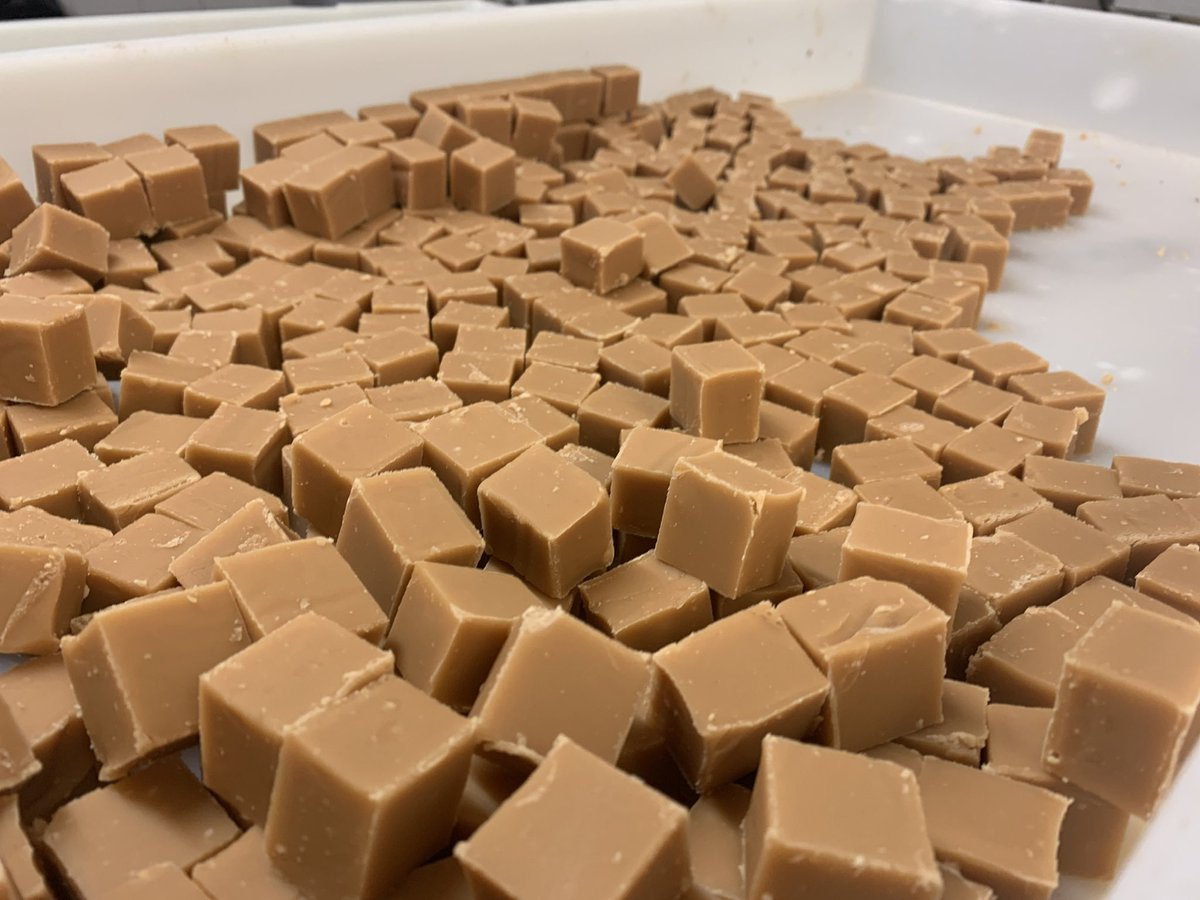 kpullen40's tweet photo. When you work in a chocolate factory and spend most of your day packing this amazing stuff while trying not to eat most of it and listening to @lspraggan on repeat!! 🍫 🎧 
I don’t know if I have a addiction to the chocolate or @lspraggan 🤔 https://t.co/KeTyopA6c3