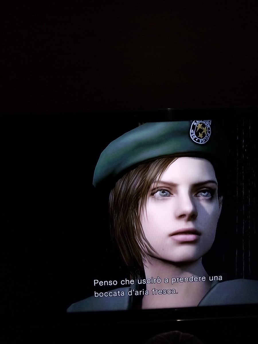 one thing I love about Jill Valentine, she being one of the best members of the STARS and a great soldier.
She is always ready to help her loved ones and care for them .. how can you not love her? : D sorry for the quality of the photos coming from my television ..
