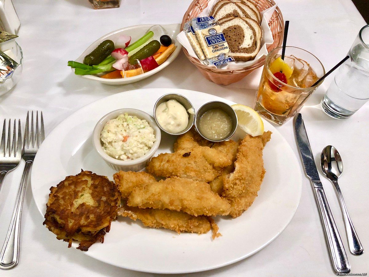 onmilwaukee's tweet photo. Who's getting one tonight?!
Thank Cod It's Fryday: Get your fish fry fix for dine-in or carry-out
https://t.co/893A6vDejz
#FishFriday #ThankCodItsFryday https://t.co/TepwBnhSMA