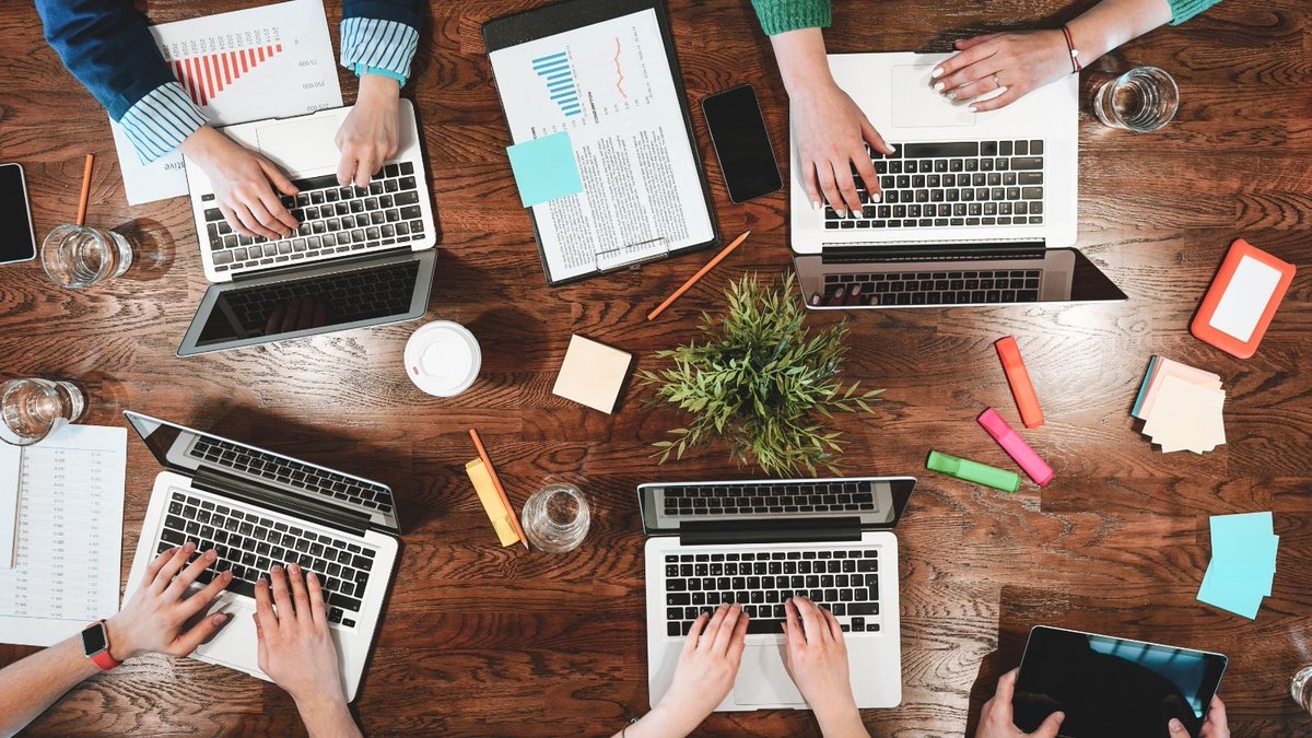 #FunFact: the term “coworking” was coined by 
<a href="/bradneuberg/">Brad Neuberg</a>. While working at a #startup he wanted to combine the #independence &amp; #freedom of #workingforyourself with the #community feel of working with others. Today, there are thousands of #coworking spaces all around the world!