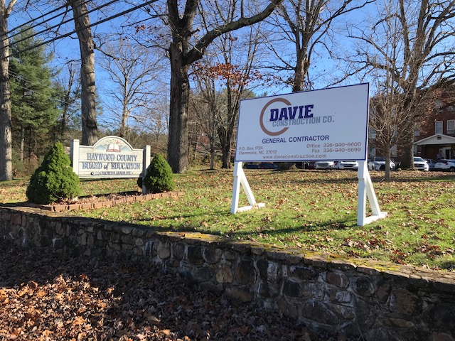 DavieConstNC's tweet image. Nothing better than visiting Waynesville for a weekend getaway and seeing a Davie Construction sign on N. Main! We&apos;re busy transforming the old Haywood Cty Hosp into Brookmont Lofts! #adaptiveuse #multifamilyhousing #historicrehab #affordablehousing #brookmontlofts #daviedelivers