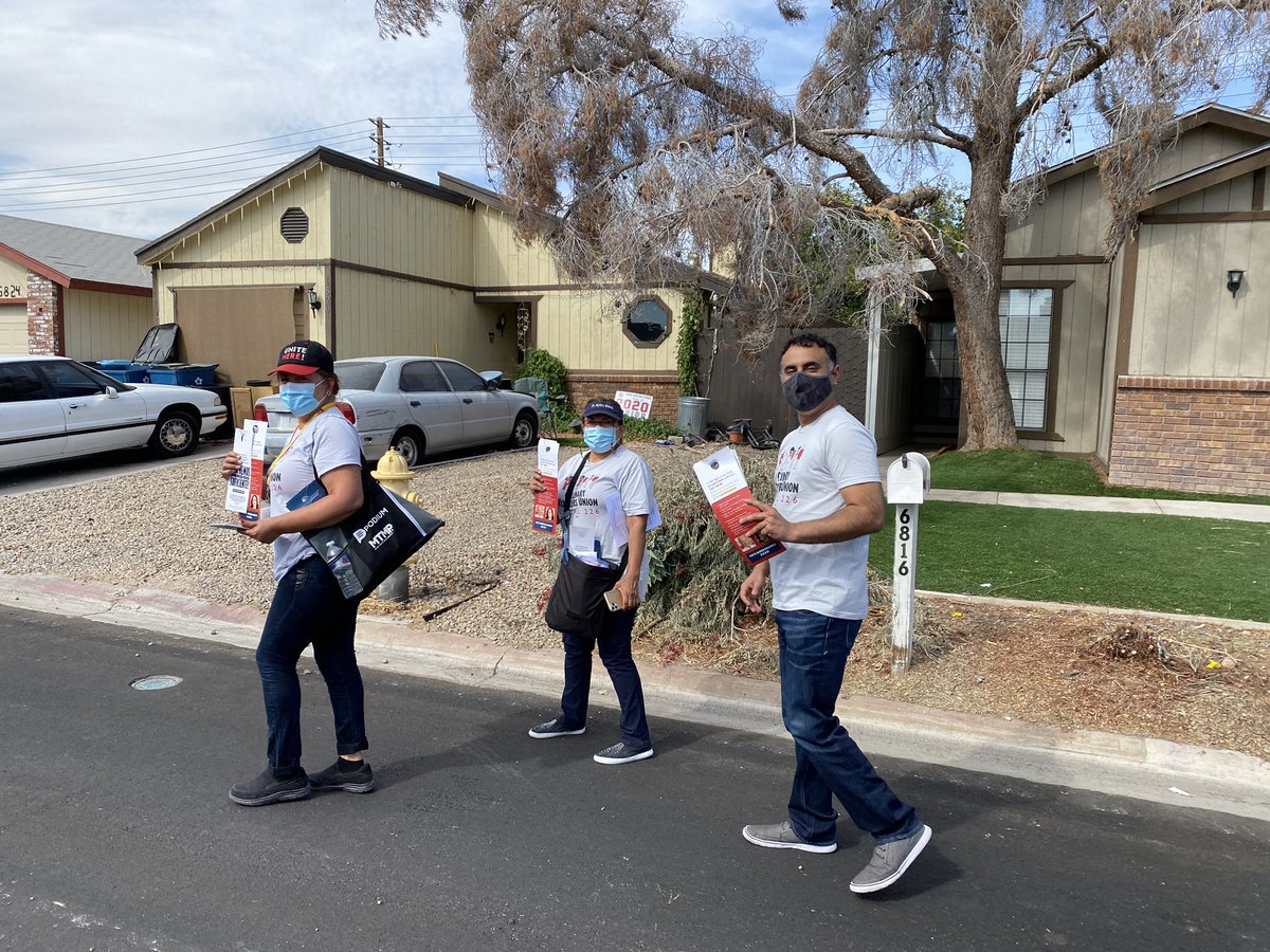 Ash_Kalra's tweet photo. Millions of doors knocked by @unitehere made the difference in swing states, including Arizona, Pennsylvania, MI and Nevada! I saw first hand the work of @unitehere11 in AZ &amp; @culinary226 workers in Vegas! Laid off workers rededicated themselves to winning the White House! 🙏🏽❤️✊🏽 https://t.co/g7CwyT001m