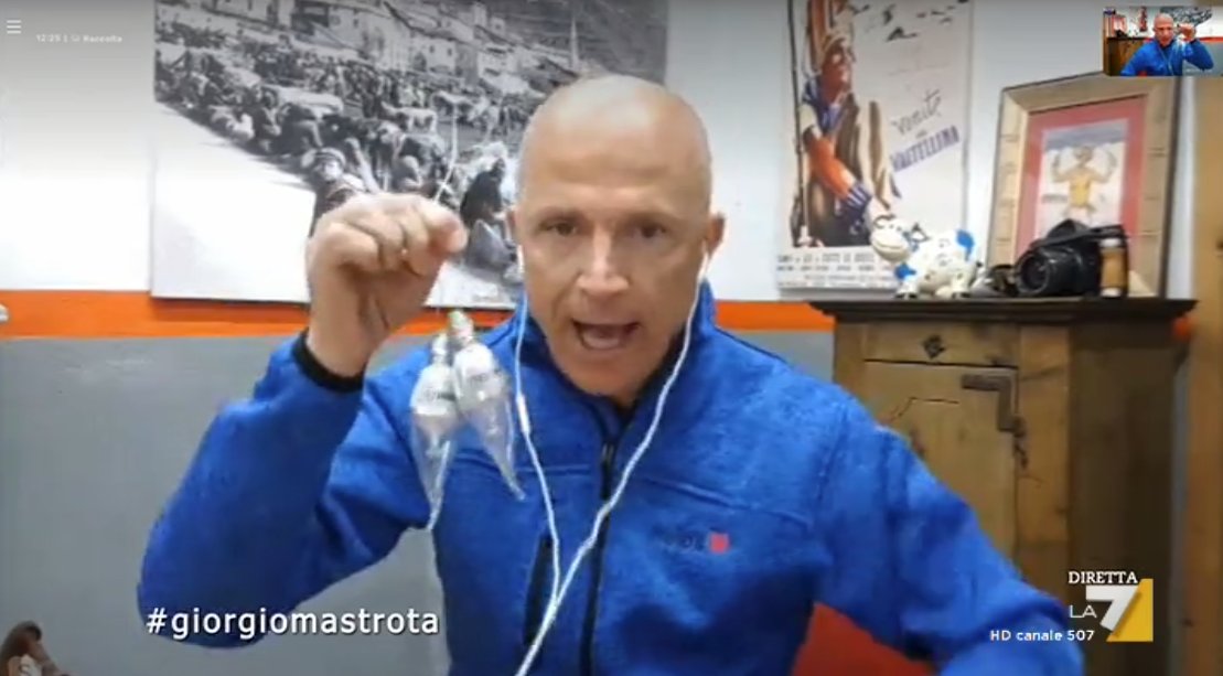 welikeduel's tweet photo. Novità da Propaganda Shop e Giorgio Mastrota: il M.E. con IONI

#propagandalive https://t.co/KAf5iaUmOI