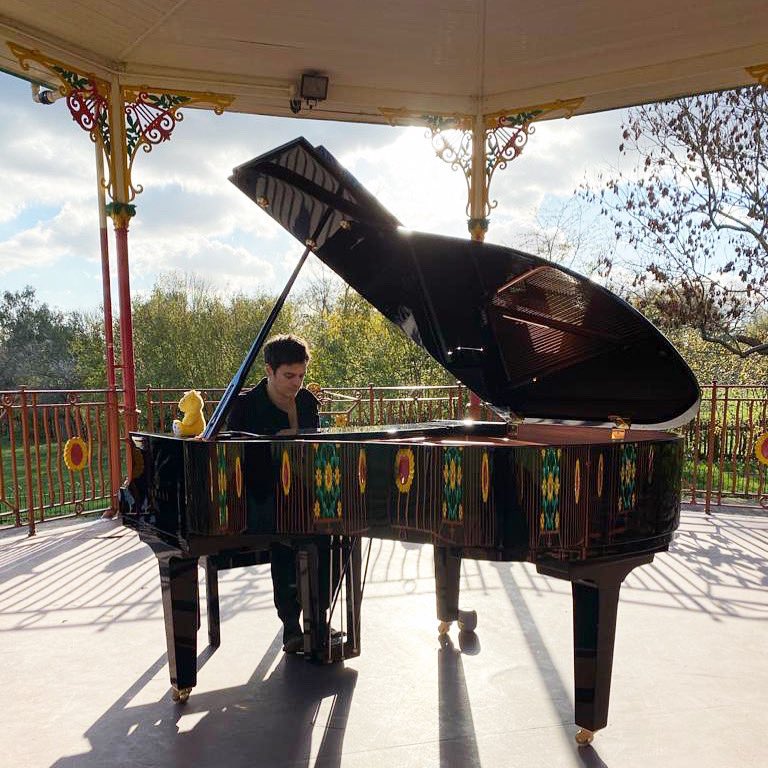Great to see <a href="/jamiecullum/">Jamie Cullum</a> performing on the Queen’s Park Bandstand as part of the BBC Children in Need <a href="/BBCCiN/">BBC Children in Need</a> official record ‘Stop Crying Your Heart Out’