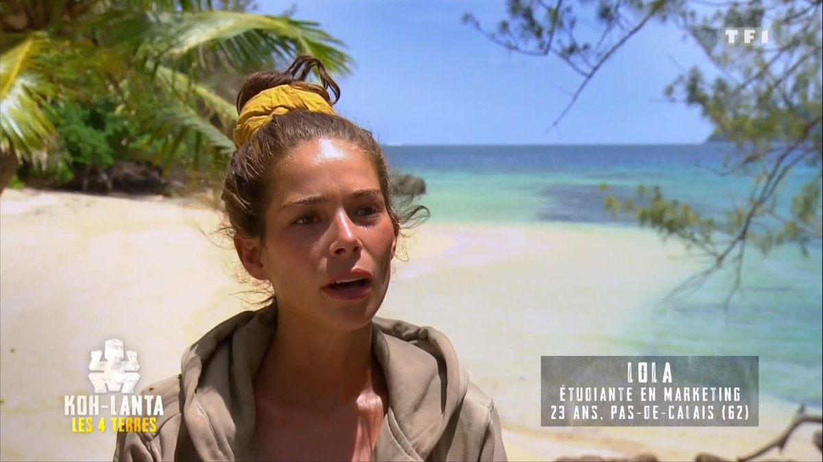 Smy_cmnp's tweet photo. La meuf elle se comporte comme une gamine de 6 ans depuis le début et elle ose dire que Brice fait une crise d'ado #KohLanta https://t.co/rFFn4jkW1g