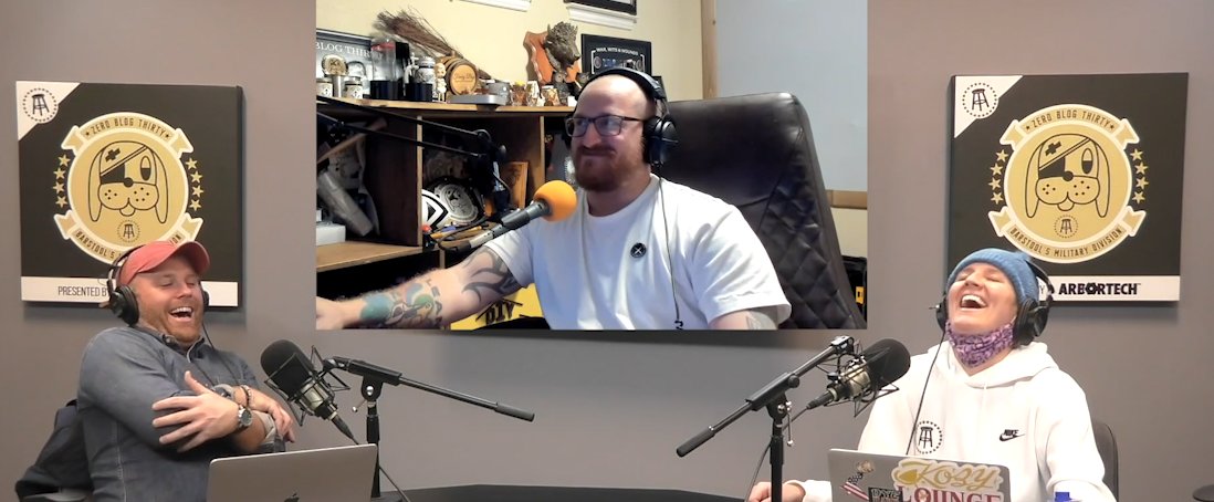 boldamericanpod's tweet photo. What are Kate and Cons laughing about in this picture from today’s show? https://t.co/cTS9LZKuHz