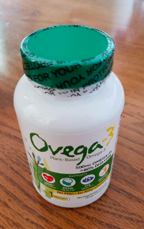 nev_olha's tweet photo. ! #ad I'm getting the heart, brain, eye and overall health benefits of omega-3s from Ovega-3®, the vegetarian/vegan alternative to fish oil without the fishy aftertaste!* #Ovega3 https://t.co/pxo1k3qTTz https://t.co/O7oWwPa2VL