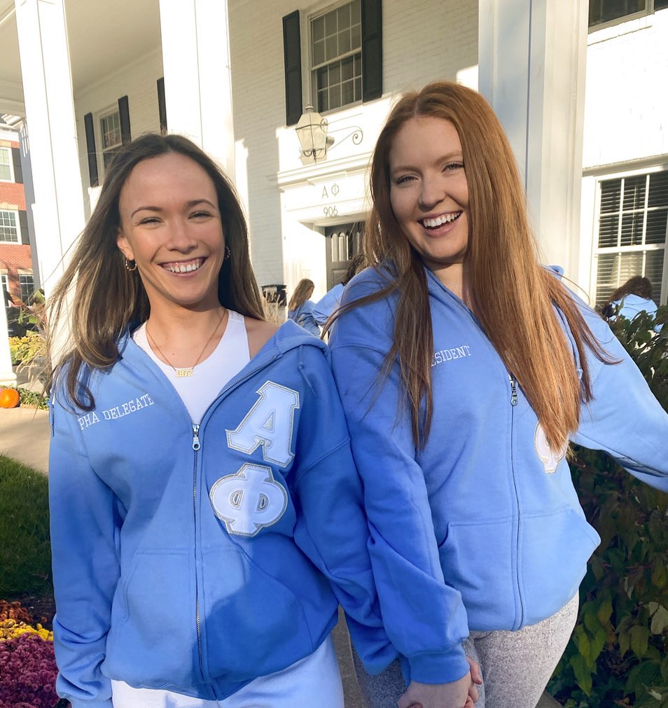 AlphaPhiIntl's tweet photo. Thankful to have sisters that support us through it all! Tag a sister that is always there for you✨❤️ https://t.co/m3p0TWC8Ir