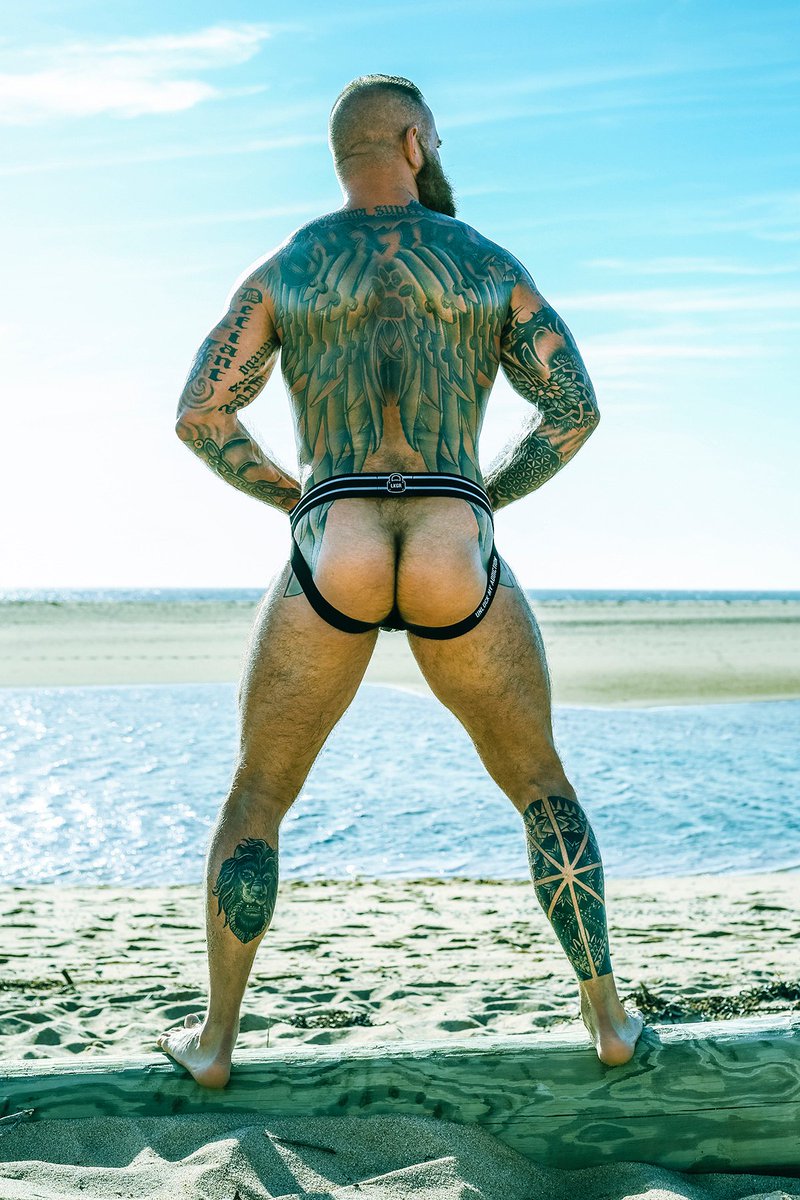 lockergearmen's tweet photo. What a beautiful ass! 🔒 Watch It Hard Jockstrap
https://t.co/rn2D1X8kBd https://t.co/R0QEBmNwib