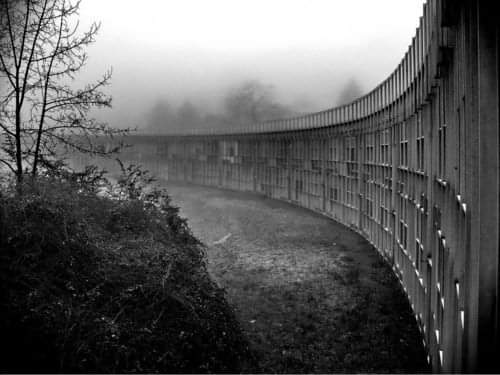 areasvellas's tweet photo. L'Unità residenziale ovest, nota come Talponia, è un edificio realizzato tra il 1969 e il 1975 e progettato dagli architetti Roberto #Gabetti 1925-2000 e Aimaro #Isola
#architecture
https://t.co/2dwtX6PjSS
https://t.co/KqGDC4l2St
https://t.co/P7gcCpVZ34
https://t.co/06sYKCfkzf https://t.co/OlNAanS3TN