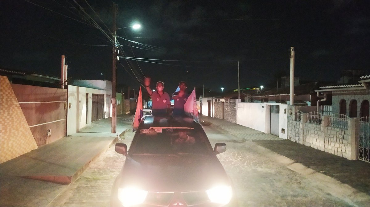 sergiobpinheiro's tweet photo. Agora estamos nas ruas do conjunto Gramoré, aqui na zona norte de Natal. Levando essa casadinha @HermanoMorais para prefeito e #sergiopinheirovereador . Vamos juntos #Natal https://t.co/kqiQeztSwa