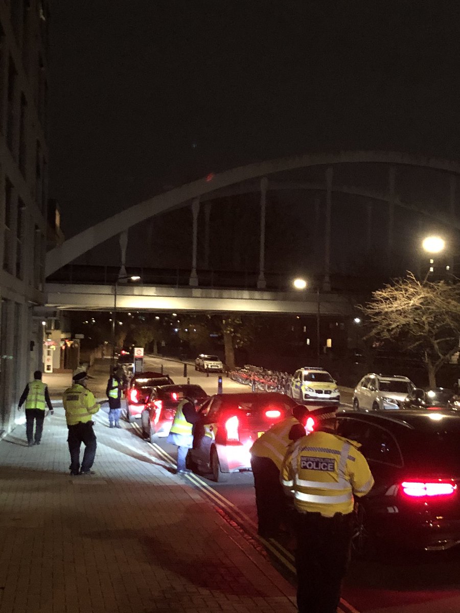danfcpt's tweet photo. A good catch up with my Sergeants earlier. Now out working with the team and our partners from @TfLTPH #Compliance .Keeping London safe one journey at a time. #CouldYou #LeadershipMatters #SafeTravelAtNight https://t.co/gyGSc0uIlW