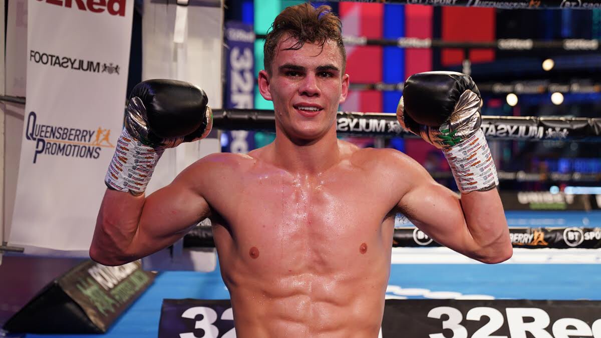 ProBoxingFans's tweet photo. 💥 IBOX TREBLE AT BT STUDIOS 💥

🥊 3️⃣ straight wins tonight for the @iBoxGym with victories for @caoimhinagyarko, @Henryturner_123 &amp; @michaelburkejr on the #HeffronBentley bill! 👊🏻

🤔 Who impressed you the most❓

#Boxing https://t.co/SvfK1tBatN