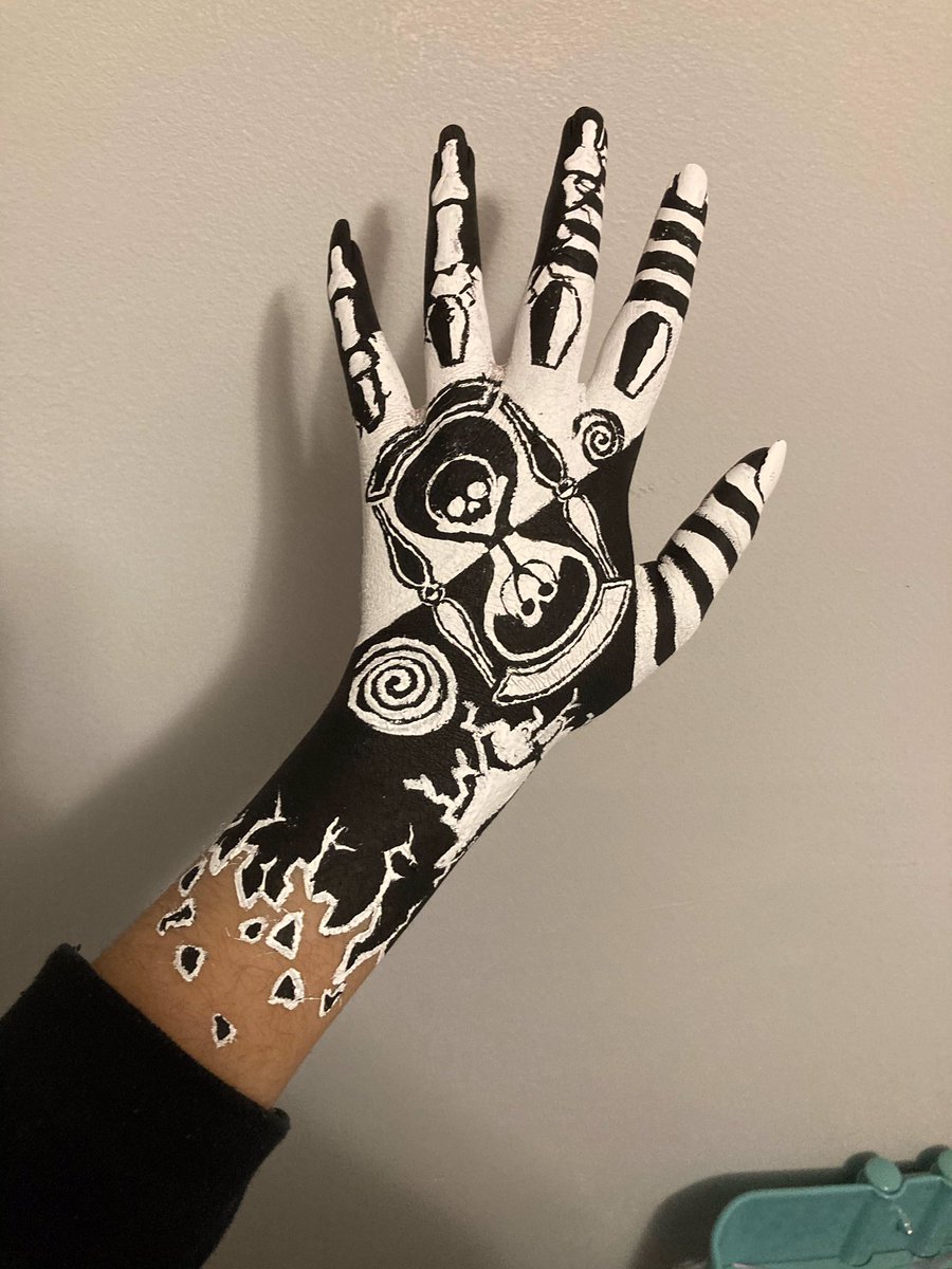 Redbird2_'s tweet photo. Part 3
My best friend did these. All credit goes to them
(NOT MY WORK)

#UnusAnnus #UnusAnnusisoverparty https://t.co/a2WpA9FPaD