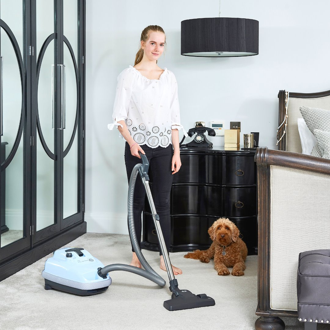 SEBO_UK's tweet photo. K1 Pastel...... pet and teenager friendly!
Who does the cleaning in your home?
#PetHair #Cleaningwithkids #SEBOUK #SEBOing #LoveSEBO #BestVacuum #VacuumCleaner #CleaningHacks #CleaningTips #Vacuuming #HomeCleaning #Floorcleaning #CarpetCleaning #CleanHome https://t.co/KZmUbJExxC