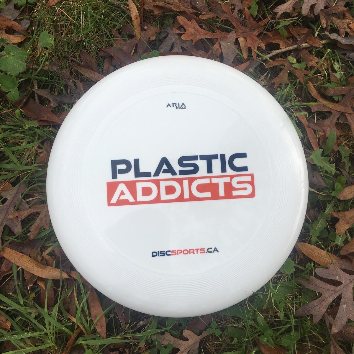DiscSports_CA's tweet photo. It's #FreebieFriday! We're giving away an ARIA Discs Plastic Addicts disc. Head over to our Instagram to enter! https://t.co/8usqxlLViX https://t.co/wA8ds9BKZZ
