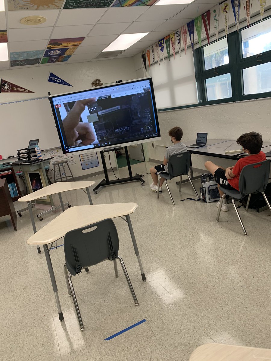 Guest speaker and former <a href="/duncan_middle/">W. B. Duncan M.S.</a> and <a href="/DwyerAcademies/">DwyerAcademies</a> Finance Student Vitaliy Kurishko sharing his job as an electrical and computer engineer today for us! So cool!