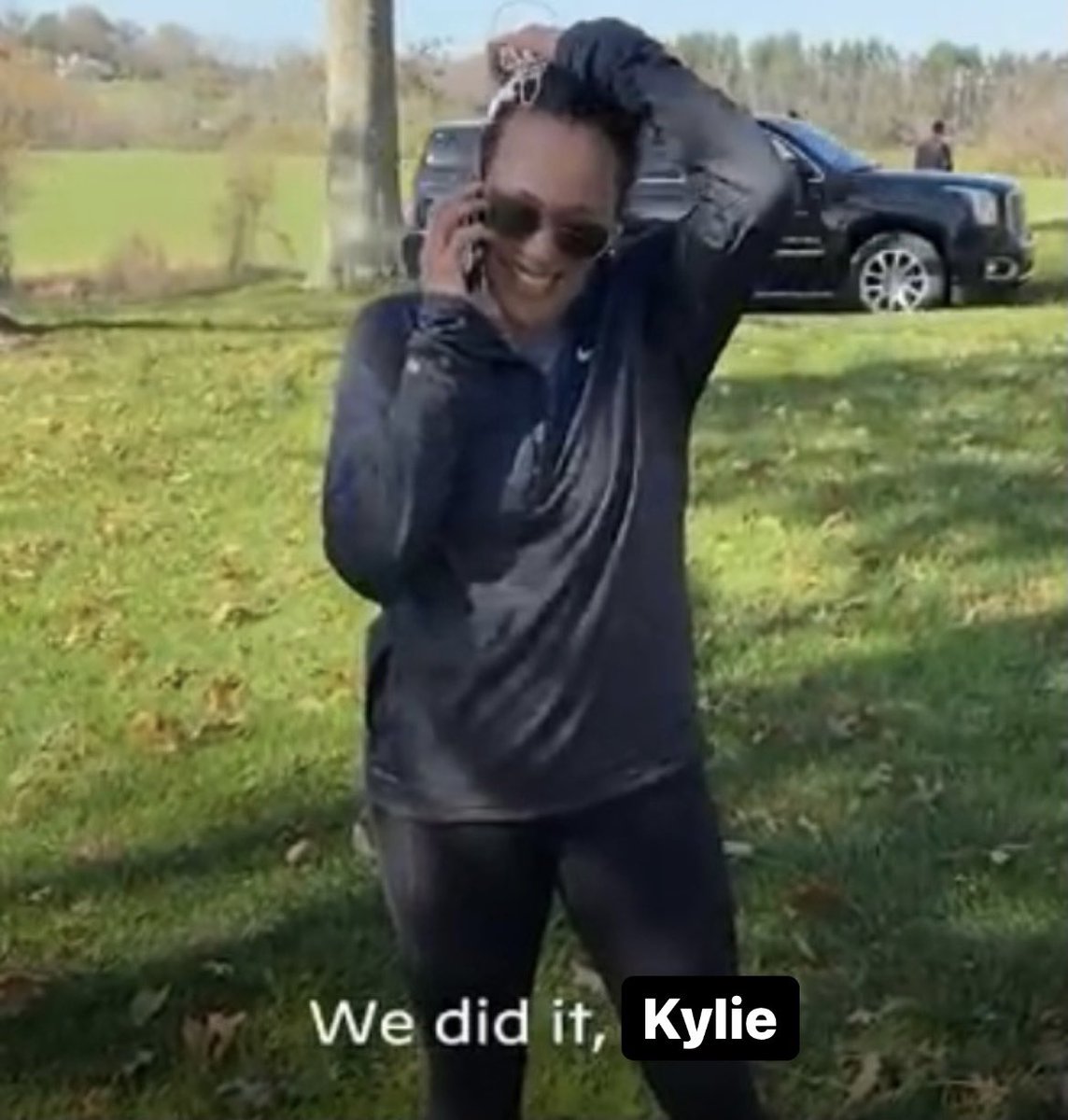 MuuMuse's tweet photo. .@kylieminogue https://t.co/ZCsrpjFS5y
