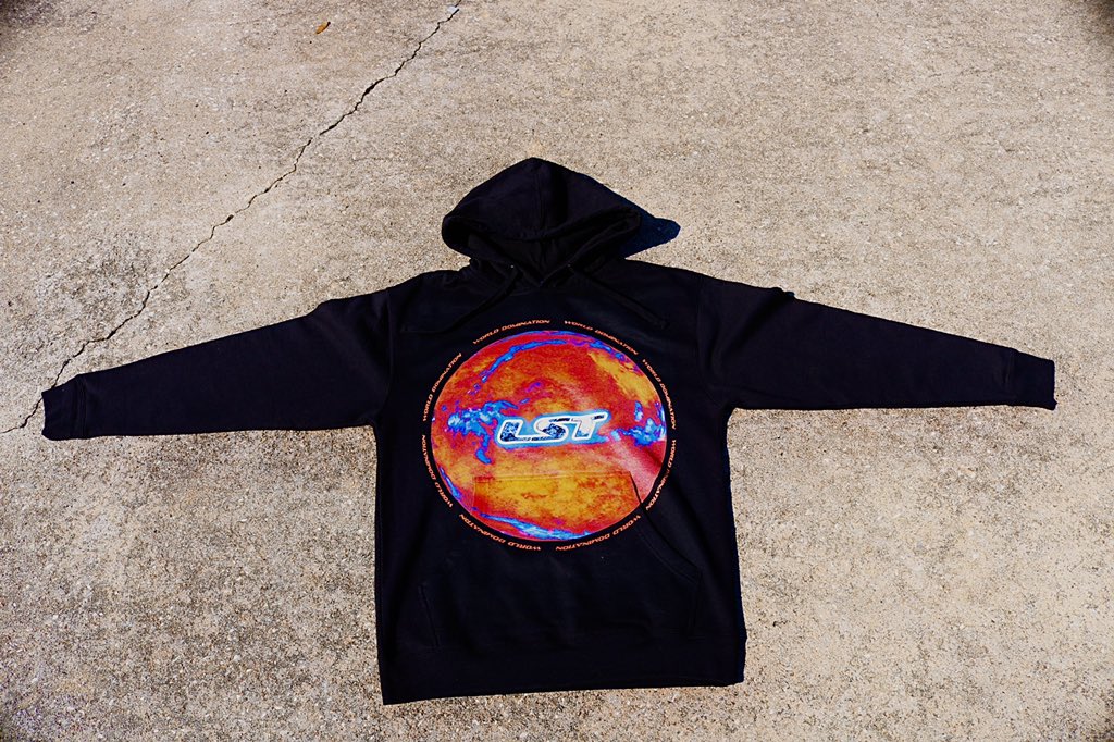 itzchrisho's tweet image. ITS GETTING COLD❄️❄️

LST World Domination Hoodies Out Now!🚨

LIKE &amp;amp; RT For A Free Hoodie