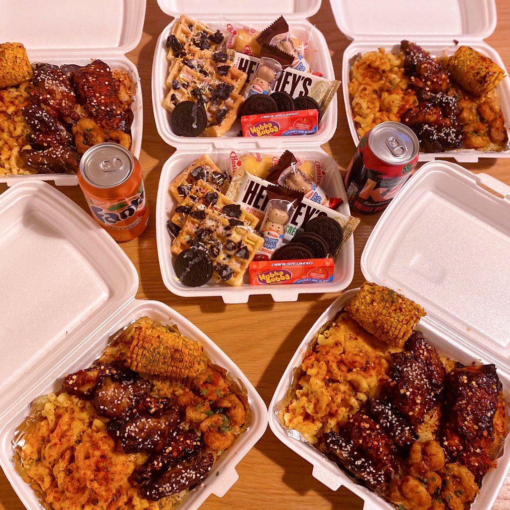 JadonJabes's tweet photo. @ImaniDH Manchester based 📍- From recipes to TrapBoxes which are available fortnightly. All you need 👇🏾 https://t.co/sKUbfAyhEB #Cookingwithbubz https://t.co/n8G2BKMfQz