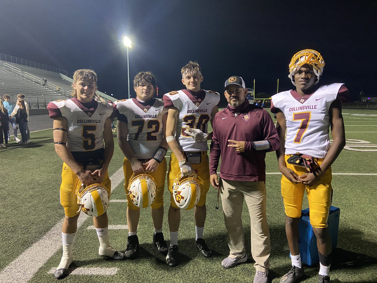 Coach_Stewart_'s tweet image. It was great to be able to coach this year and a blessing to know and work with this group. These kids have great Character, handle business in the classroom, they’re Coachable and Athletic.  I’m going to miss coaching them. #DOHARD 🏴‍☠️