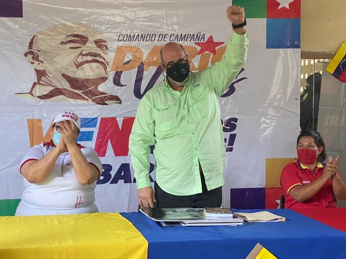AzorenaRod's tweet photo. @AmeliachPSUV te invita, guaro a que este 6d lo acompañes a la fiesta electoral para quetos tengamos la victoria de llegar a la AN #SoyComunicadorClap #ComunicacionDigitalPorLaVerdad @AdolfoP_Oficial @CcDVivasLara https://t.co/2U3YKcydIr