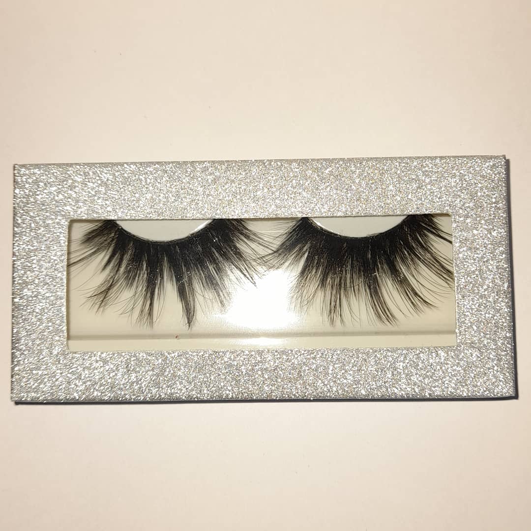 Black friday is coming up and your favourite 25mm lashes will be selling for it's lowest price ever !!! 

Shop Athena at  tees-cosmetixs-uk.myshopify.com 

 #25mmlashes #25mmminklashes #eylashes #eyelashbusiness  #stripeyelashes #uklashes #eyelashesuk #uksmallbusiness #salesalesale