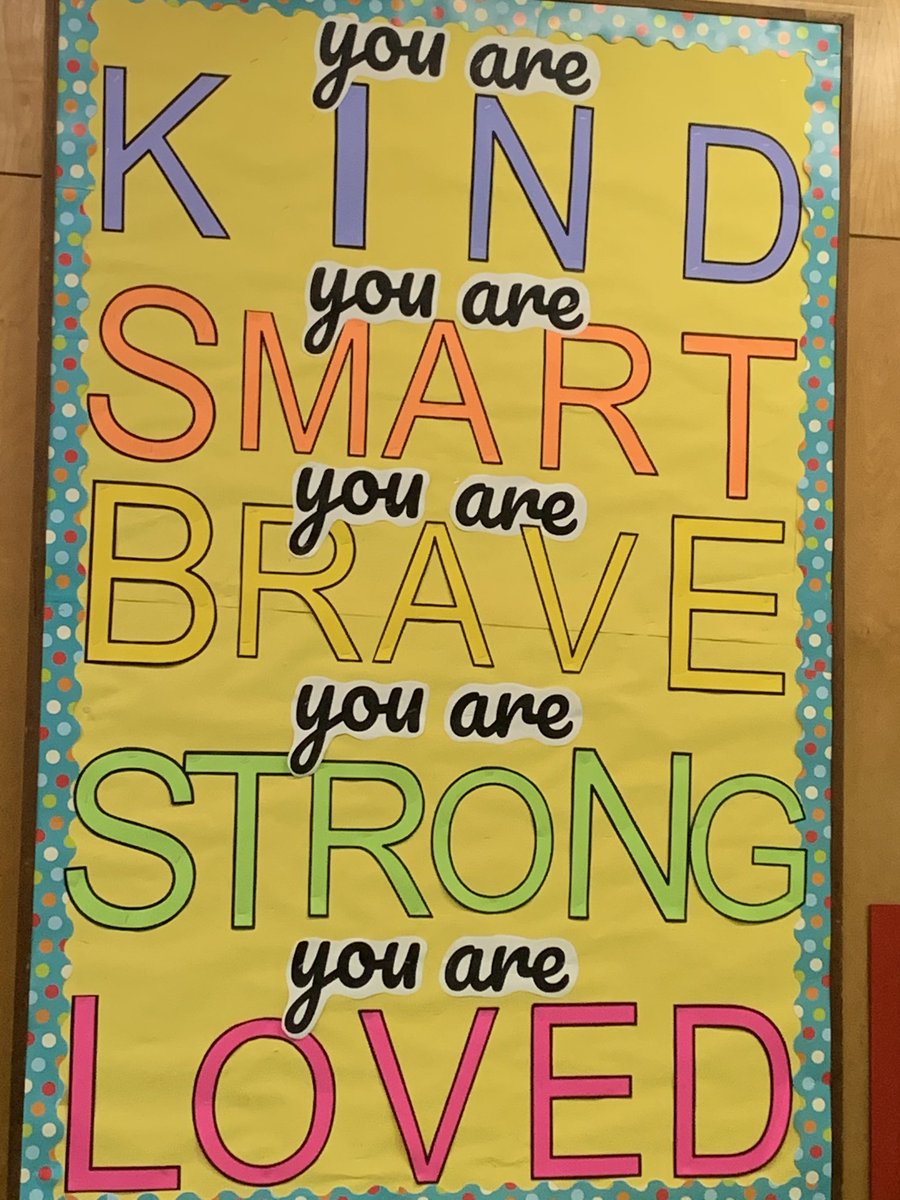 edrolet1's tweet photo. #WorldKindnessDay2020 is alive &amp; happening @ Lynch School! https://t.co/PMToOm3TNg