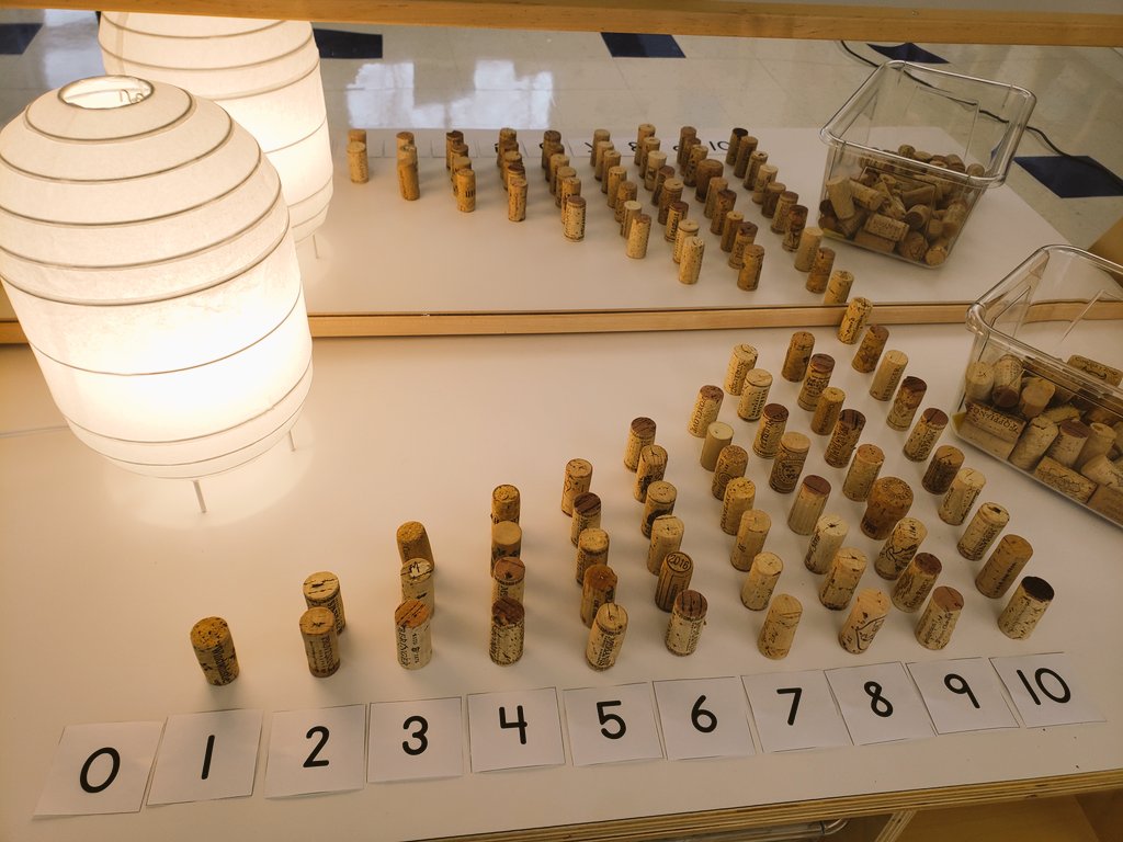 JuliaGoggi's tweet photo. Visual math stories using #looseparts in @ECalamito kindergarten class. #reggioinspired #100languages @WPSSicomac https://t.co/9qhsnHDH8e
