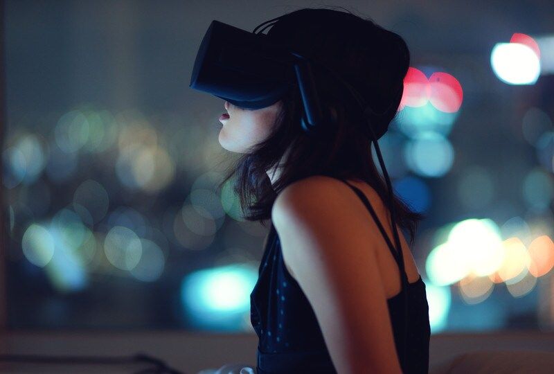 RyanBellGuide's tweet photo. A convergence of physical &amp; digital will see virtual assistants own the relationship with the consumer &amp; direct to avatar become the next direct to consumer

Future visions for a 5G world: Cathy Hackl
https://t.co/TDiI4ai1o7
#NokiaRealTalk #AR #VR #5G #Metaverse #directtoavatar https://t.co/lSKeYNMbjI