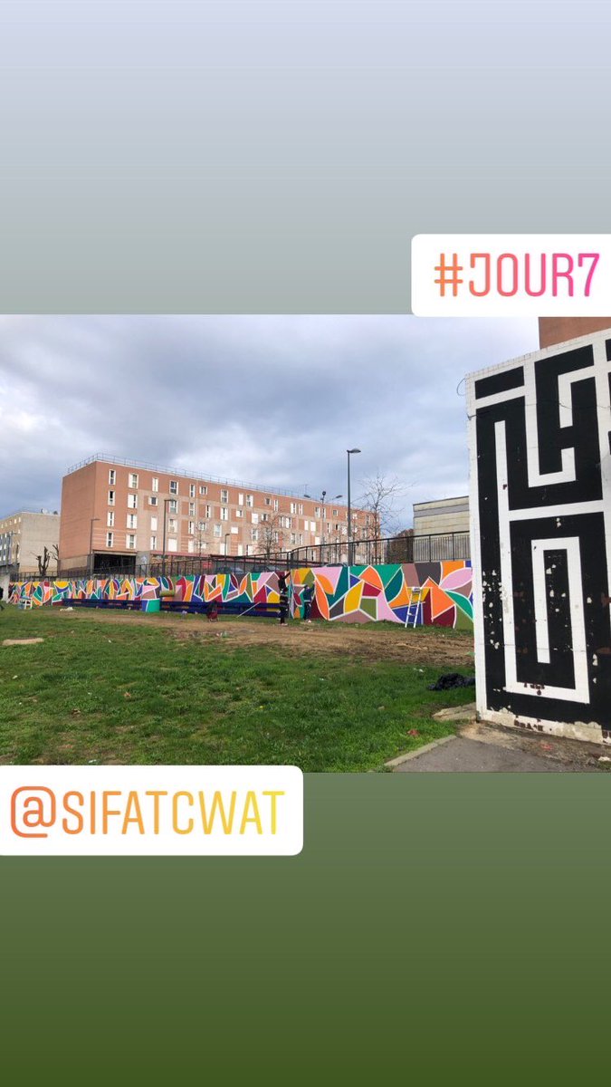 cielaconstell's tweet photo. Jour 7 avec Sifat et sa team ! @villedegrigny91 #lesresidences #fresqueencours #placedumarche #grandeborne #grigny91 🤩🤩🤩🌈⚡️ https://t.co/cSyR1jgw1p