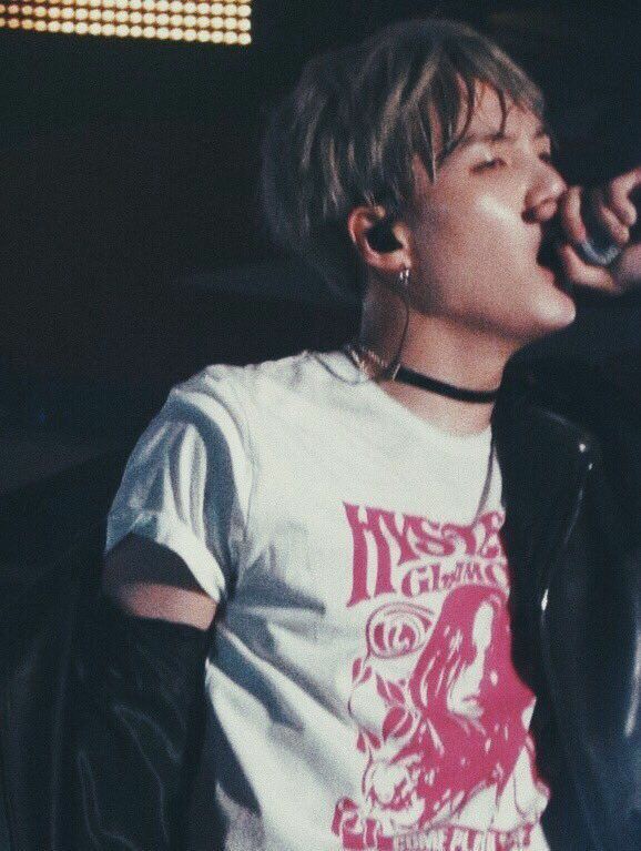 This Yoongi with a leather jacket and a choker necklace: a needed thread