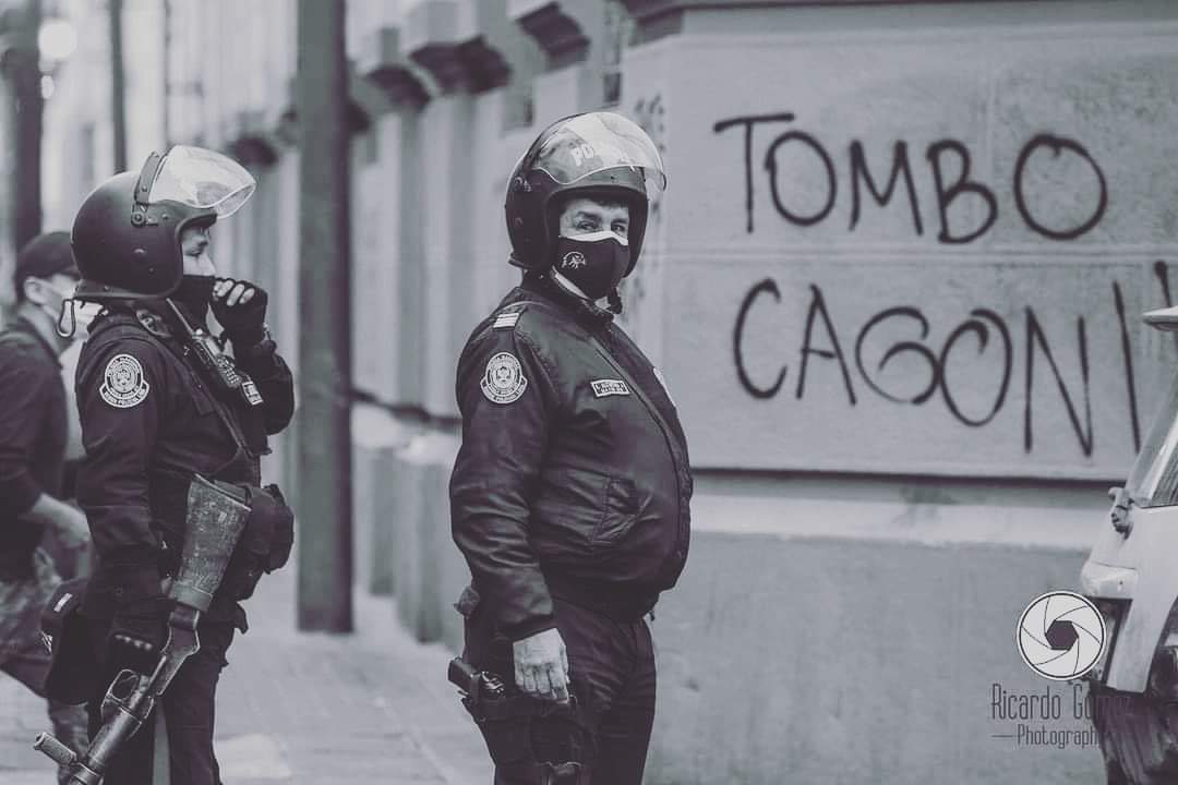 <a href="/PoliciaPeru/">Policía Nacional del Perú</a> <a href="/noticias_tvperu/">TVPerú Noticias</a> <a href="/noticiAmerica/">América Noticias</a> <a href="/exitosape/">Exitosa Noticias</a> <a href="/RPPNoticias/">RPP Noticias</a> <a href="/Latina_Noticias/">Latina Noticias</a> <a href="/Agencia_Andina/">Agencia Andina</a> <a href="/larepublica_pe/">La República</a> <a href="/diariocorreo/">Diario Correo</a> <a href="/canalN_/">Canal N</a>