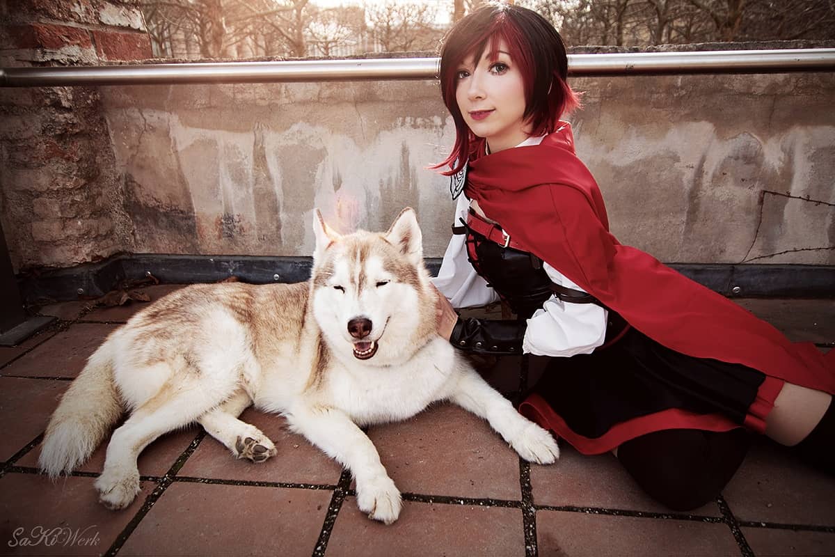 🌹🐶🖤
RWBY is back 
<a href="/RoosterTeeth/">Rooster Teeth</a> #RWBY8 #rwbyvolume8 #cosplayergirl