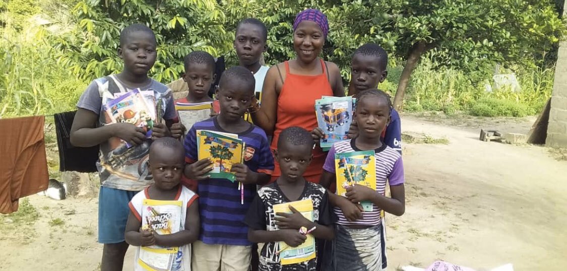 EbrimaKruball20's tweet image. I am always trying all my best to teach them so they can have better future tomorrow🤞