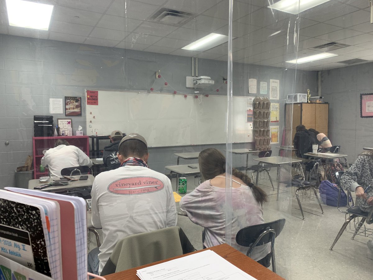AntolikMiss's tweet photo. Partner test on a 70% Friday?! Yes, please. (With our seat neighbor from all week of course) https://t.co/mU1oZOrzUc