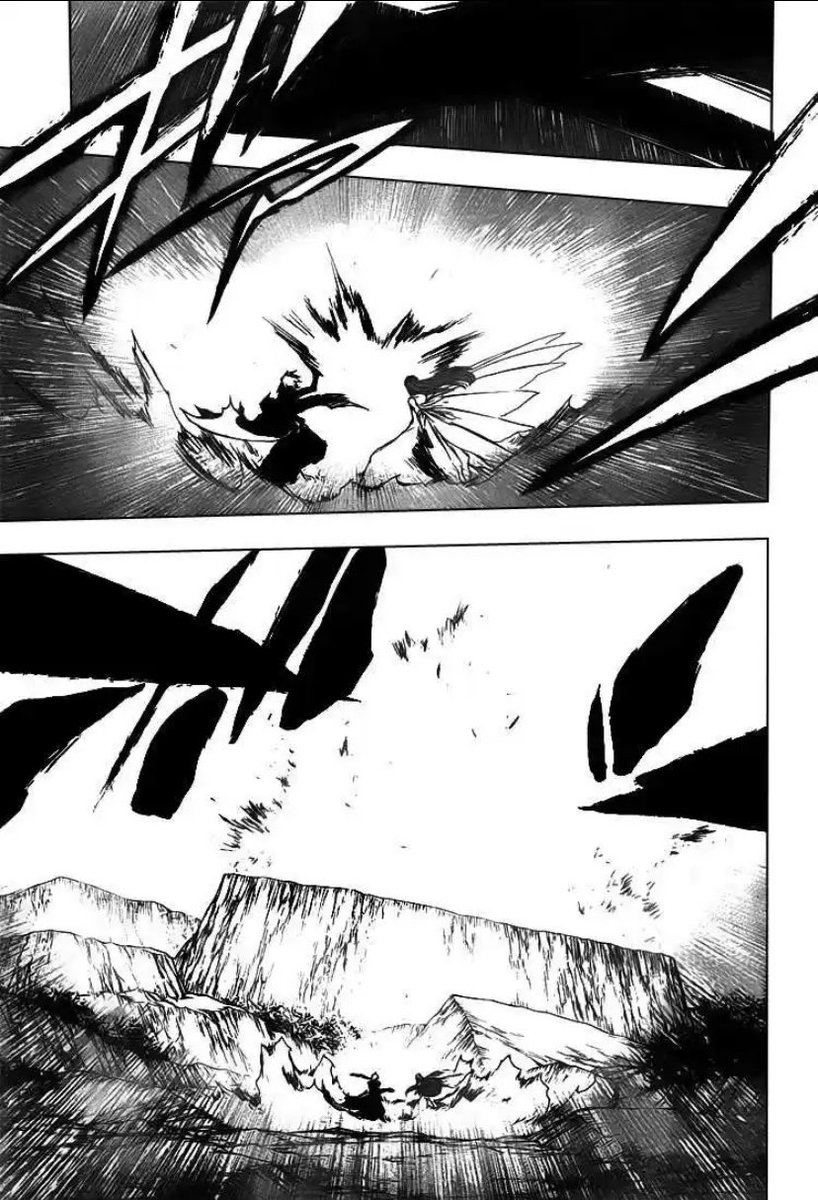 Le Paysage se voit littéralement disparaître non par le choc émis par les coups , mais car il sera « modifier » juste par la puissance d’Aizen et Ichigo , c’est compliqué à comprendre mais leur seul force modifier et sans « détruire ce qu’il y’a autour d’eux »