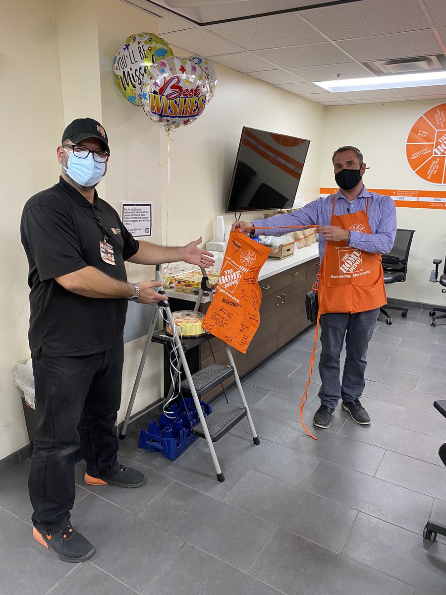 It’s not goodbye, it’s see you later!
Manny (MET) going to store 0976...