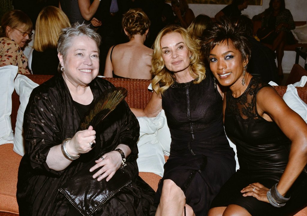 Jessica Lange 🖤 tweet media