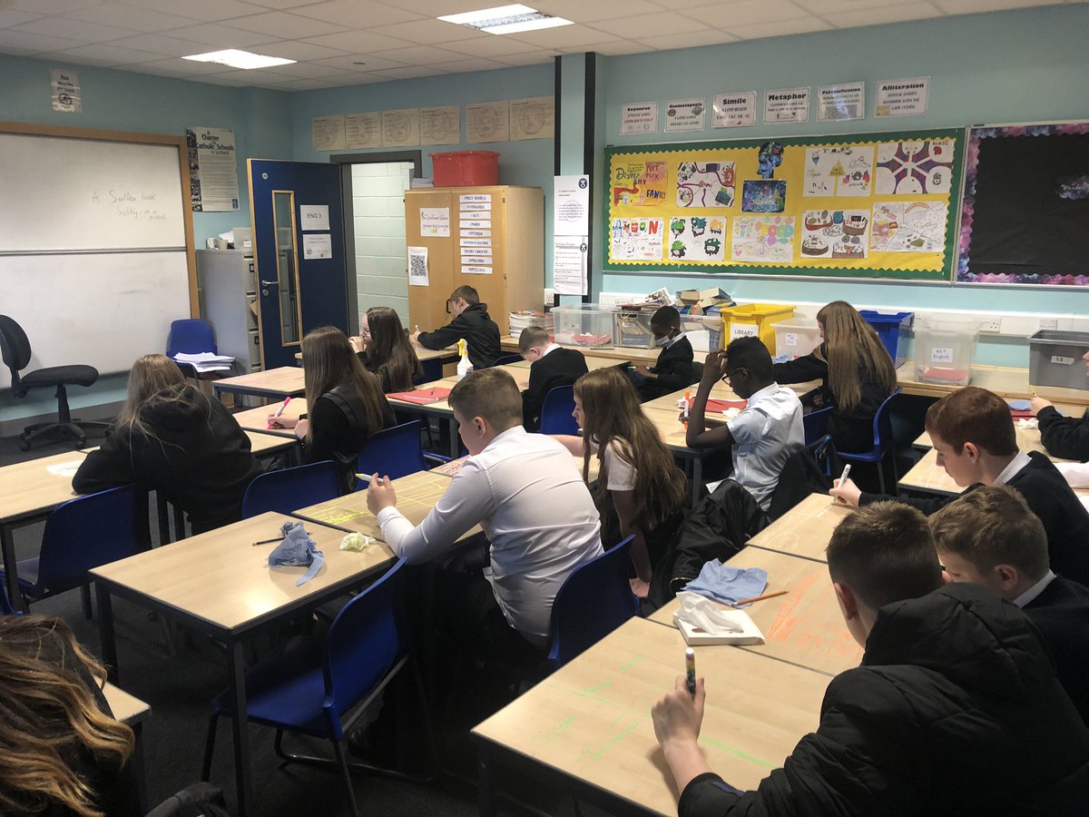 MissCurran6's tweet image. S2 had lots of fun analysing ‘The Listeners’ by using chalk markers to jot their ideas down onto their desks today! #textualanalysis #activelearning