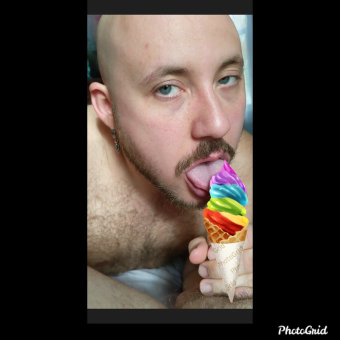 New video coming very soon to my OnlyFans and you don't wanna miss it! Come watch me use this sexy bonus