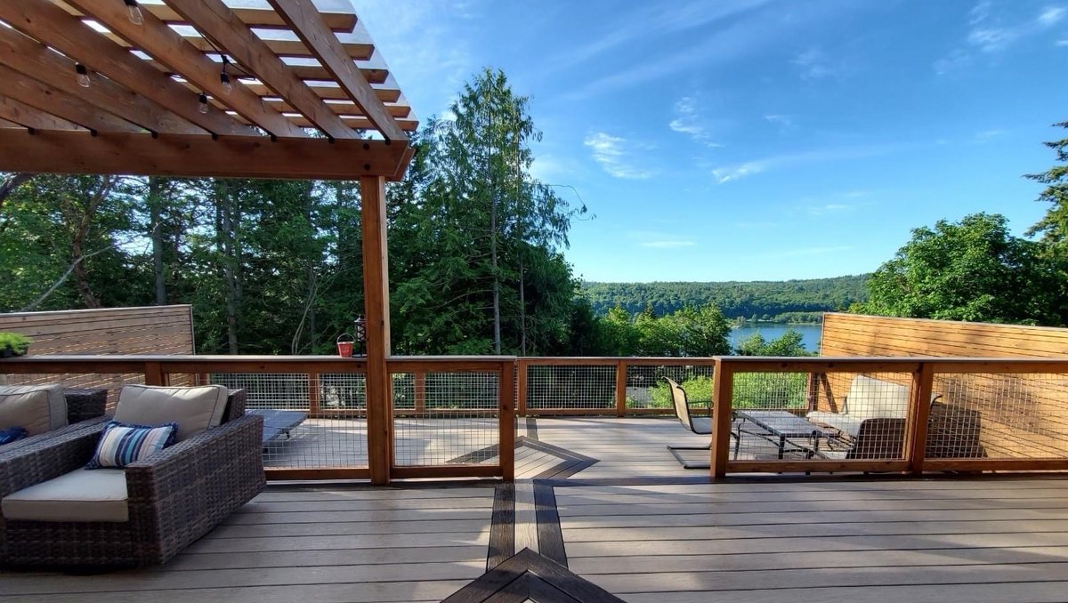 TheDeckStore's tweet image. Check out this #MoistureShield deck and beautiful landscape 😍

#wooddeck #deckbuilder #decking #construction #patio #deck #deckpost #decklife #trex #Deckbuild #patiodesign #trexdeckingandrailing #decks #contractor #remodeling #redwooddecks #homeinspiration #homeconstruction #diy