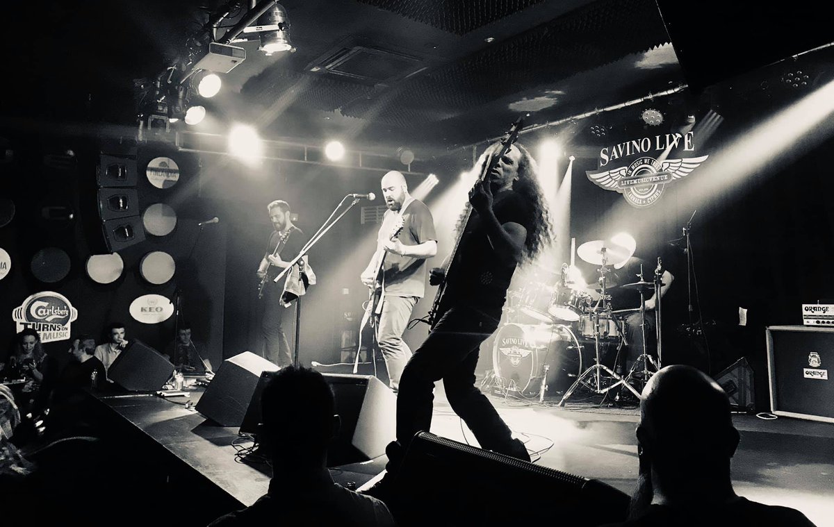 🔖This one is from last November, at @savinorockbar

📍We were planning on returning back this year, since we wanted to start our EU autumn tour from Larnaca but, yeah... apparently this ain't happening 🙄

Thankfully, we have great photos, videos &amp; memories!