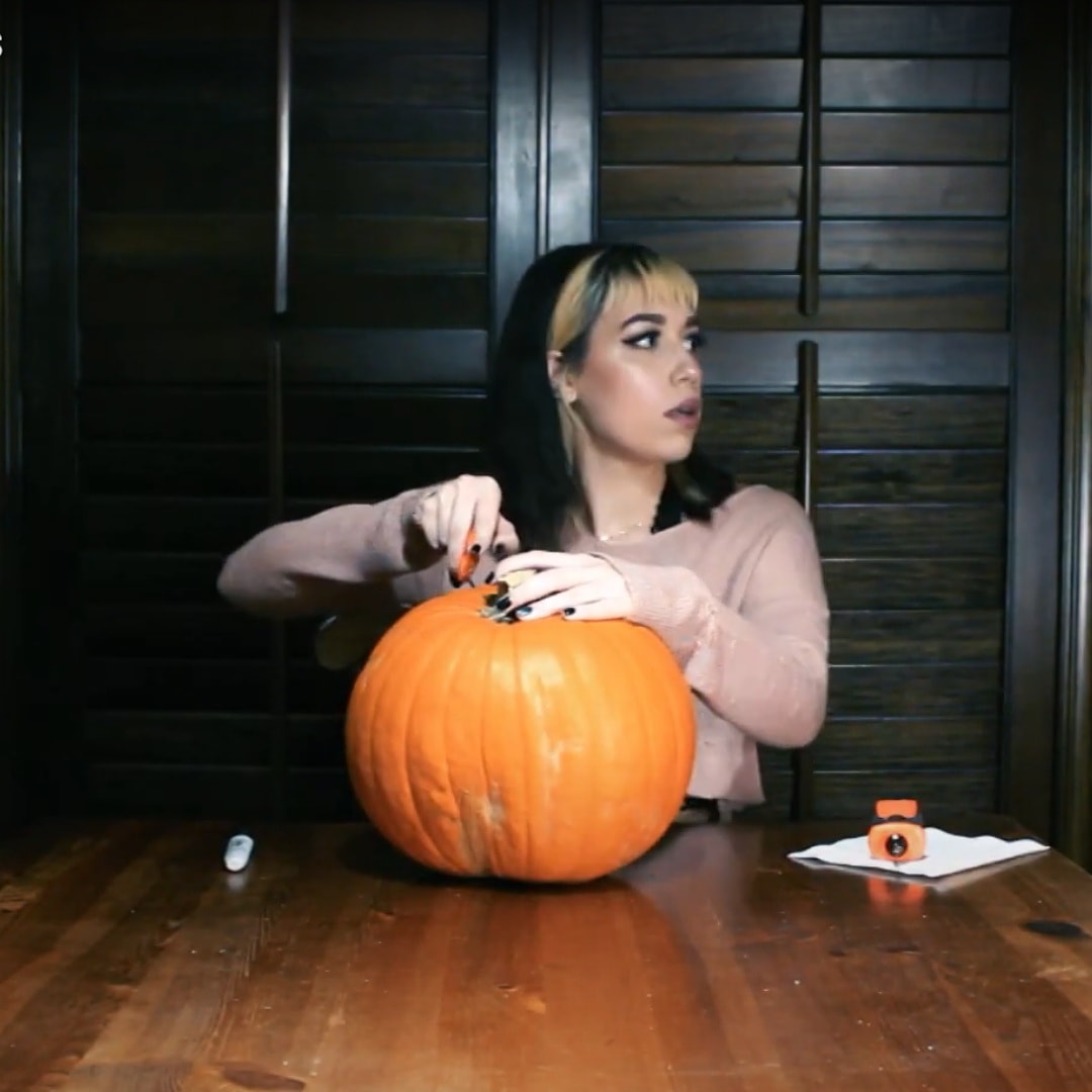 OctoberBites's tweet image. And the winner of October Bites! Festival's 31 second horror film challenge is...
CARINA TORRES, director of PUMPKILL! 

Congratulations and thank you to everyone who participated. We hope you all had fun and we'll see you next year! 🎬💀