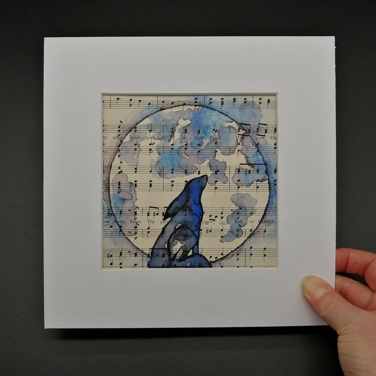 by_jobo's tweet photo. I've wanted to create a moon gazing hare for ages and I've finally done it!! Happy to say it sold too, I shall have to create another 😊
#ChristmasIsComing #moonhare #moongazinghare #womaninbizhour #CraftBizParty #shophandmadehour #CelebsForSmallBiz https://t.co/MdRzP53Uc0