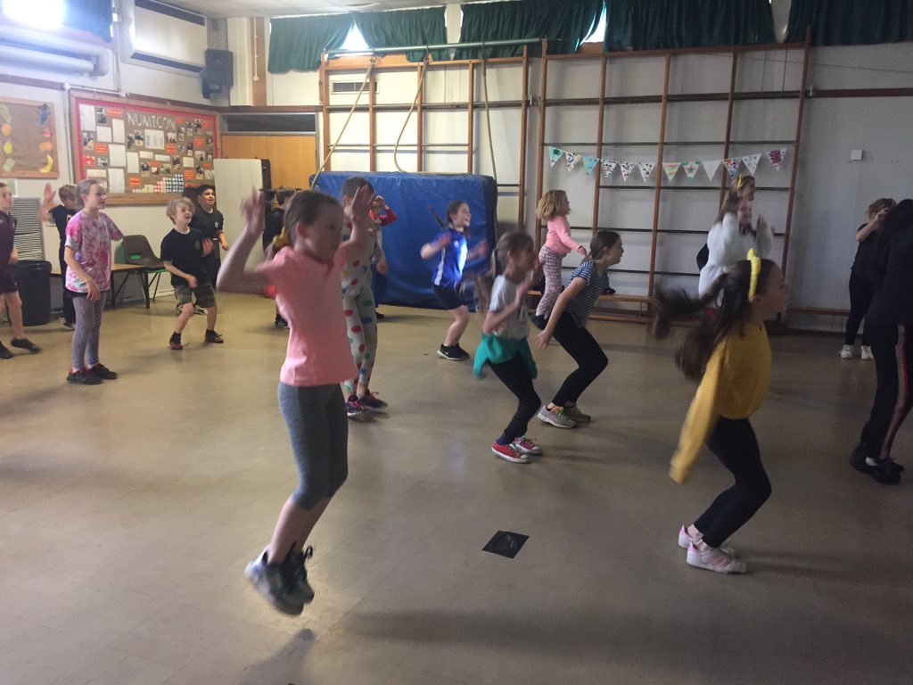 Hendrefoilan's tweet photo. Year 6 had a fantastic day celebrating Children in Need, topped off by doing part of Joe Wicksβs 24 hour work out! Da iawn pawb!
#hdfpy6 #hdfpChildrenInNeed #hdfpHealthandWellbeing https://t.co/lUw5h0NF9z