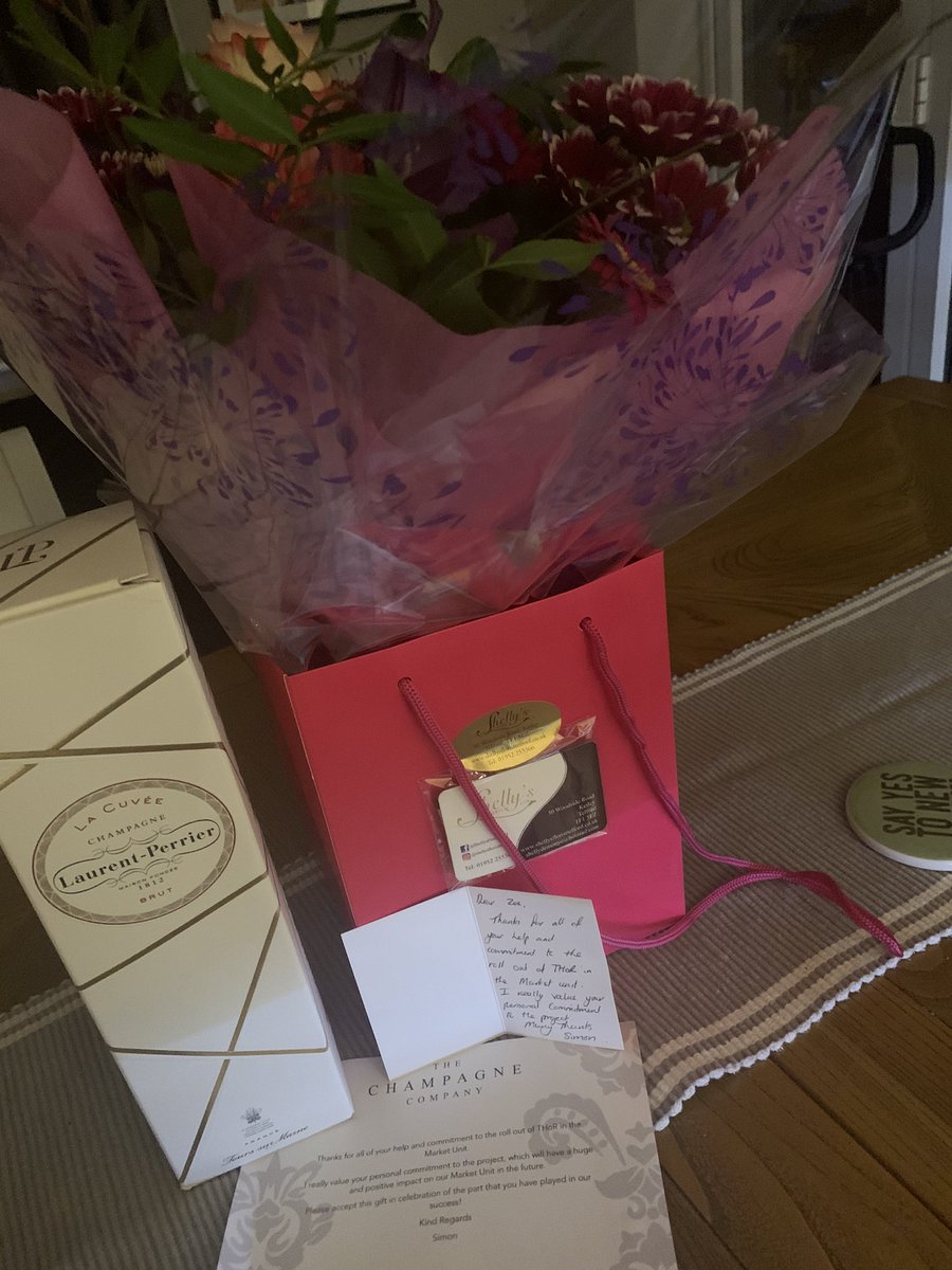 zoe_davies's tweet photo. A end of project celebration 2020 style as we implemented salesforce this week and a lovely thank you from the boss #lifeatcapgemini #womanatcapgemini https://t.co/DUZ9Pb0rNd