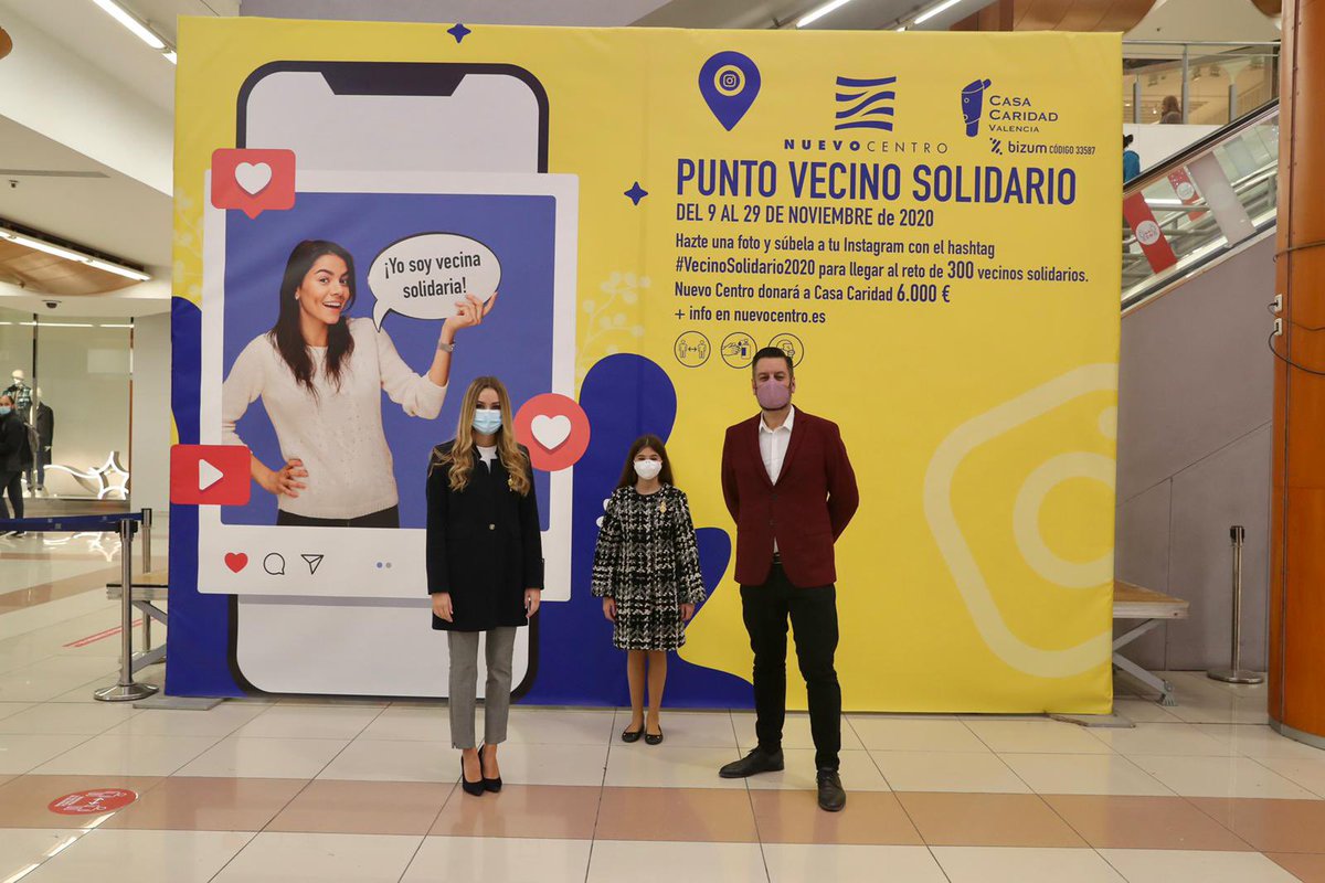 JCF_Valencia's tweet image. 💡🎄 Amb les Falleres Majors de València, Consuelo Llobell i Carla García, i el president de @JCF_Valencia, @carlosgaliana, assistim a la inauguració i l’encesa de les llums de Nadal de @CC_Nuevo_Centro. 

#Falles21 #LesFallesSomResponsables